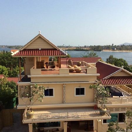 Hotel Kool Kampot Exterior foto