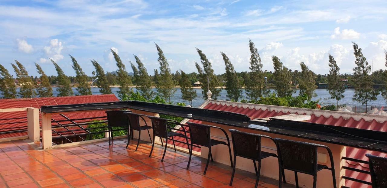 Hotel Kool Kampot Exterior foto