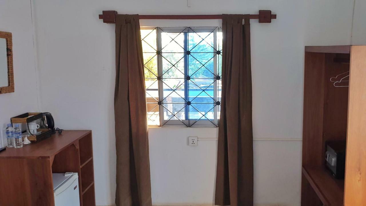 Hotel Kool Kampot Habitación foto